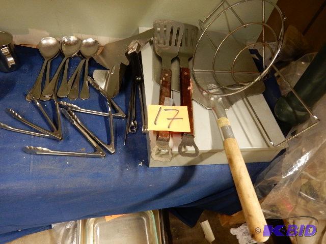 Misc. kitchen tools 2 spatulas, 1 pizza padd...