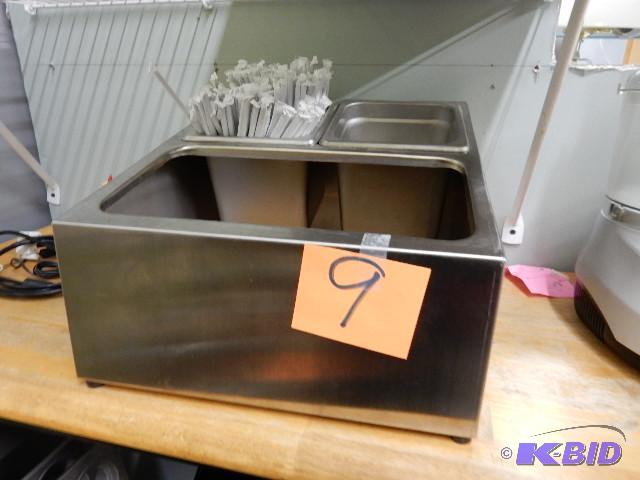 Condiment holder.. Only 2 of the 3 pans inclu...