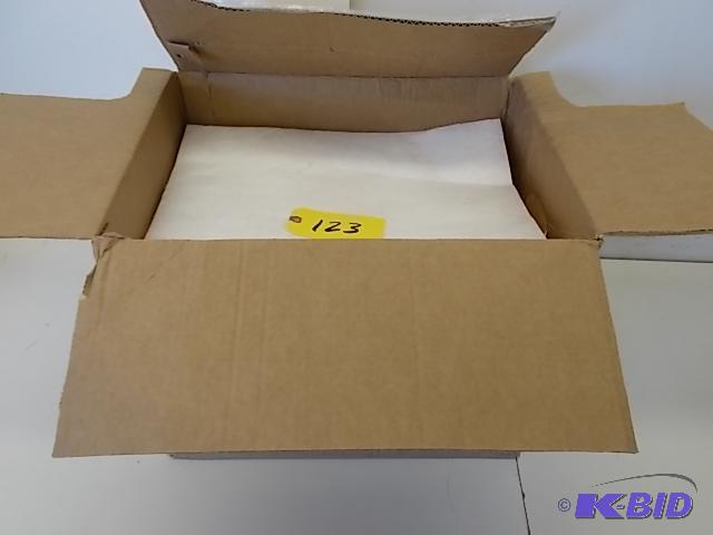 lot 123 image: Brady SPC ENV 500 Oil Pads, New, 1HUC2...