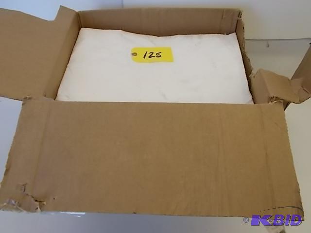 lot 125 image: Brady SPC ENV 500 Oil Pads, New, 1HUC2...