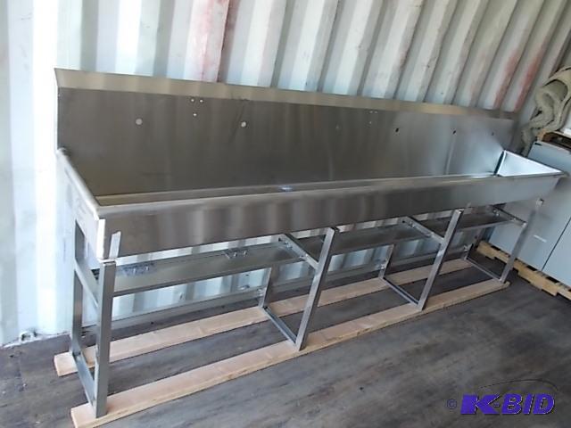 lot 22 image: Columbia Sani-Lav 6-Person Hands Free Wash St...