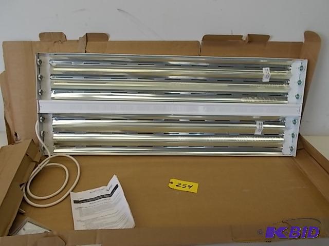 lot 254 image: Lithonia IBZ Fluorescent High Bay Light, 120...