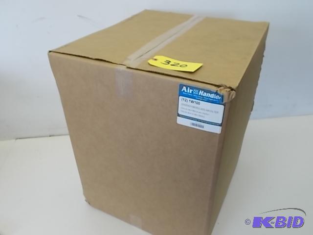 lot 320 image: (12) Air Filters, 20 x 25 x 2, New...