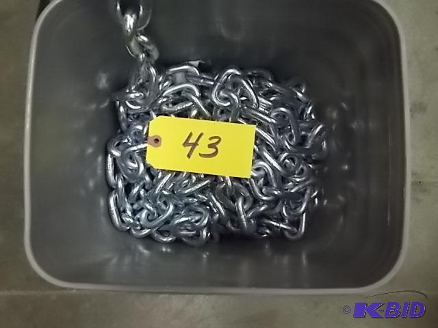 lot 43 image: CM Proof Coil Chain, 38" x 60, Grade 3...