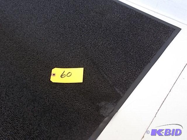 lot 60 image: No Trax 4 x 6 Floor Mat, Prelude, Scrape Cl...