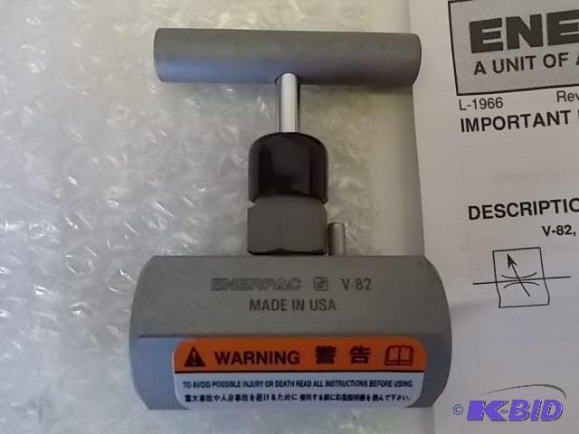 lot 83 image: Enerpac Needle Valve, V-82, 38" NPT FF...