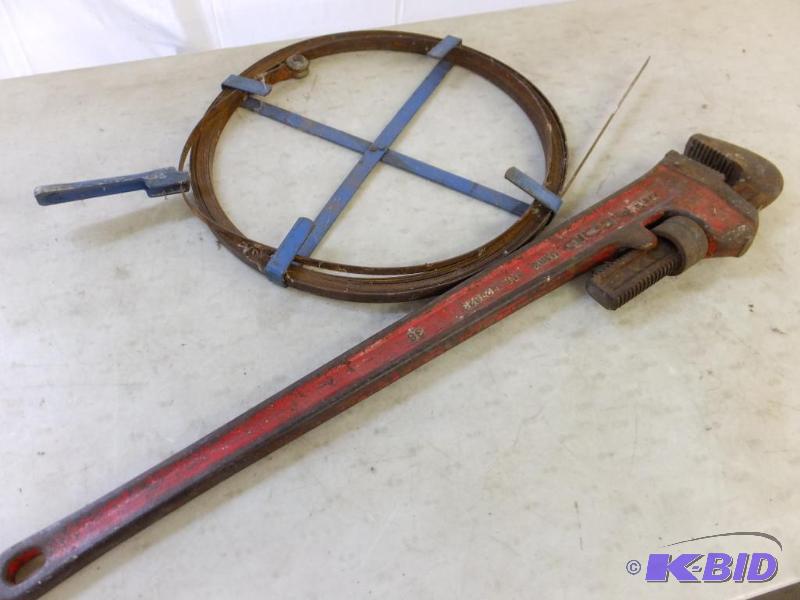 Pipe Wrench