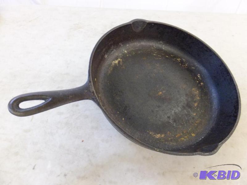 Cast Iron Frying Pans