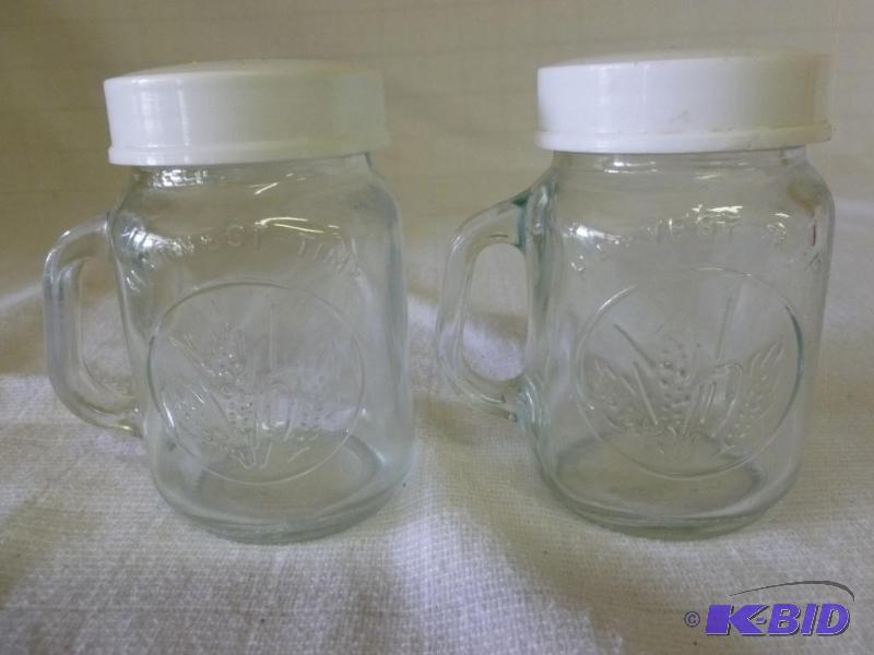 lot 134 image: Harvest Time glass salt and pepper shaker set...