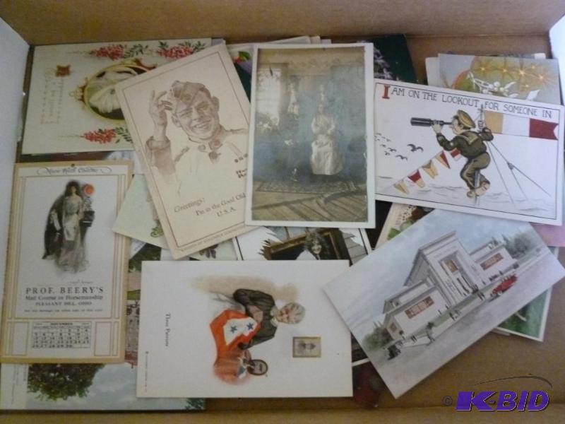 lot 182 image: Large lot of mixed antique and vintage postca...