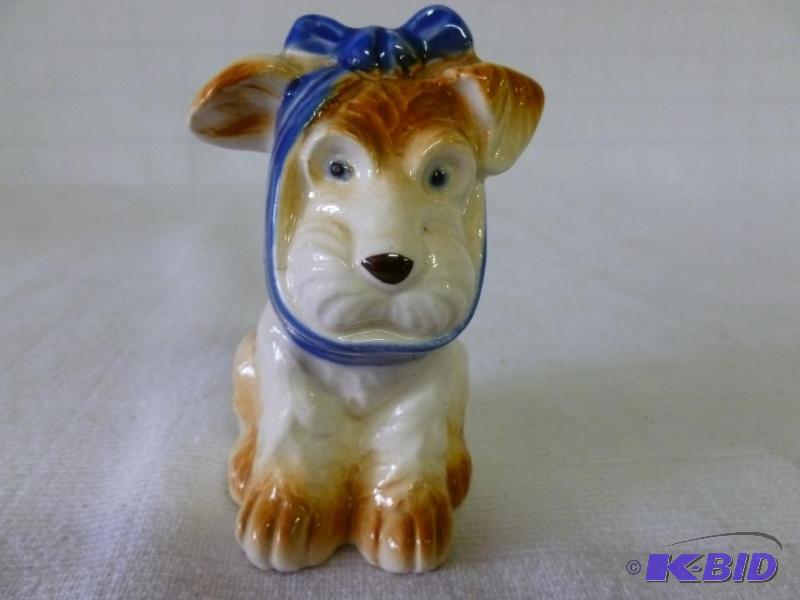 lot 193 image: Beautiful Occupied Japan porcelain dog figuri...
