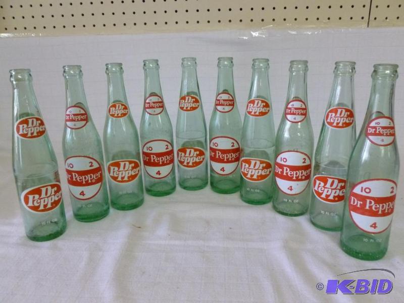 lot 203 image: Lot of ten vintage Dr. Pepper glass soda bott...