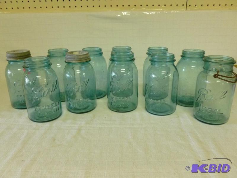 lot 210 image: Lot of eleven vintage Ball blue glass quart c...