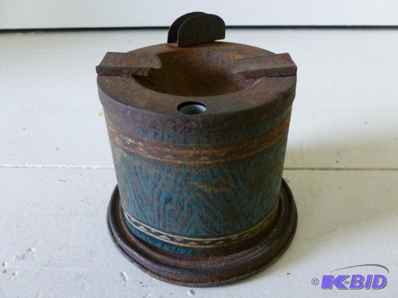 lot 217 image: Vintage metal cigarette holder and ashtray co...