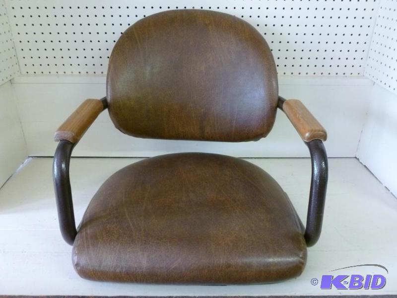 lot 227 image: Chromecraft&nbspcushioned dining room chair ...