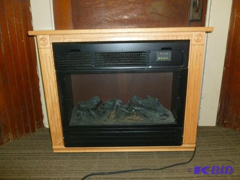 lot 236 image: Heat Source solid oak wood Amish mantle elect...