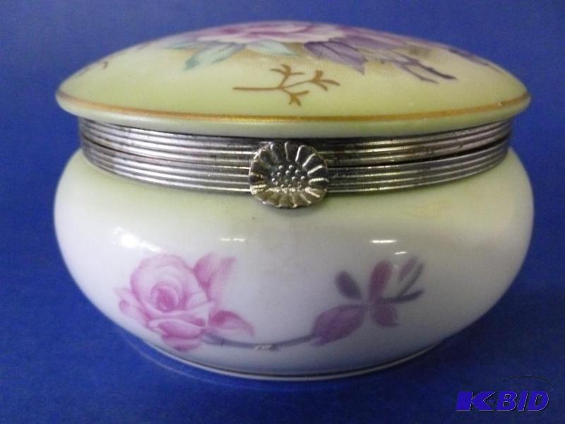 lot 249 image: Vintage Lefton hand painted porcelain powder ...