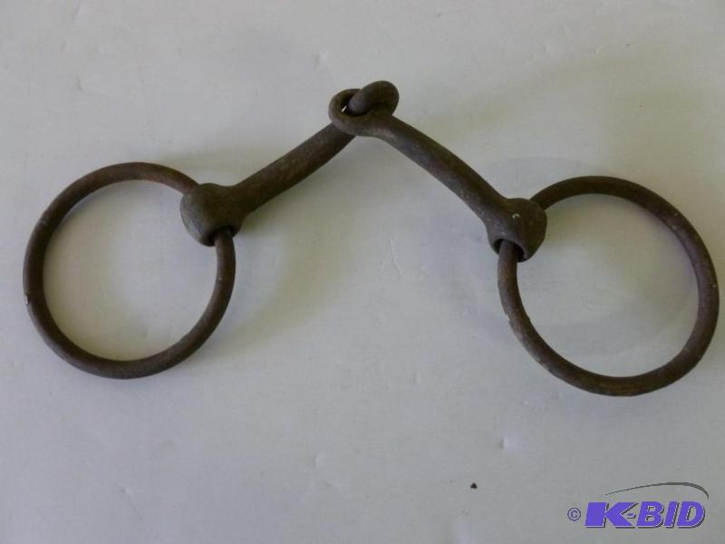 lot 45 image: Antique iron horse bits....