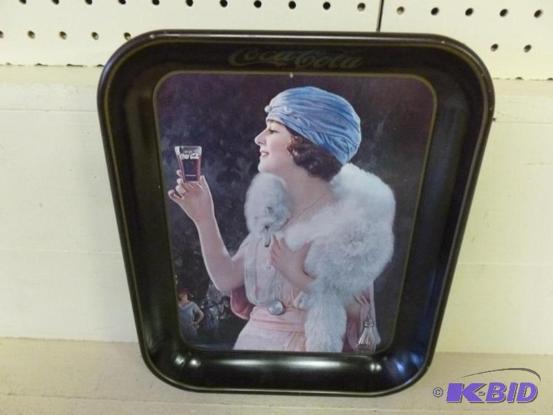 lot 65 image: Vintage 1973 Drink Coca-Cola metal serving tr...