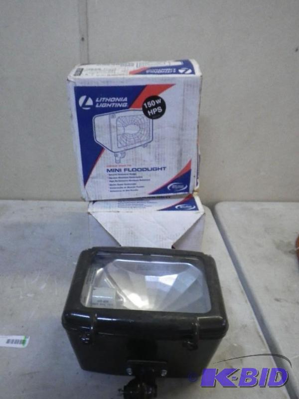 2 new lithonia mini floodlights...