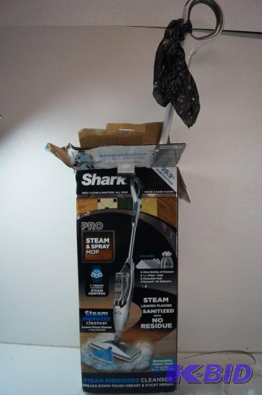 Shark steam and spray mop