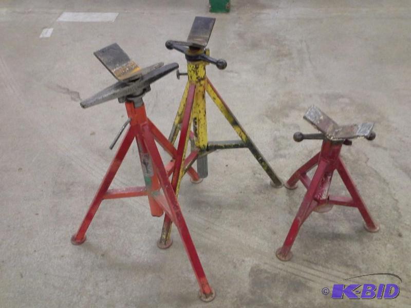 Pipe stand