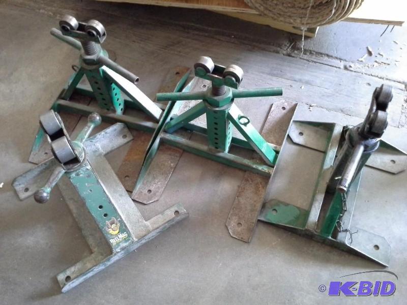 Reel Stand