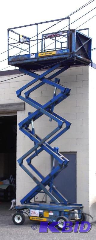 Up-Right XL-24 Electric Platform Scissor Lift