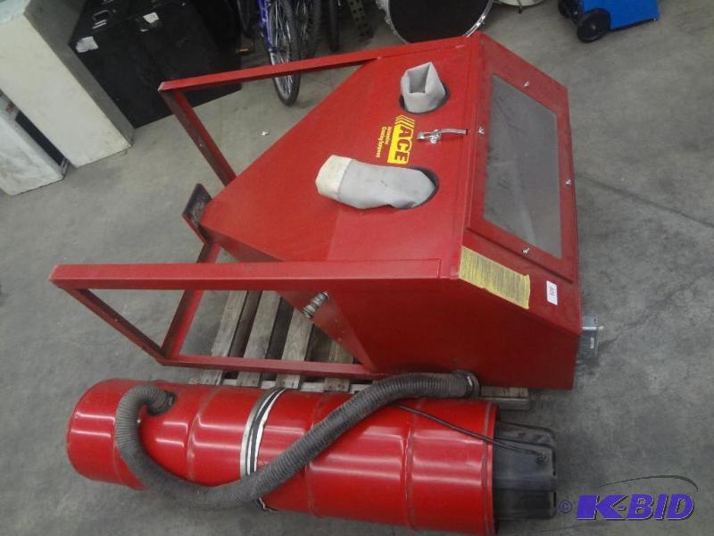 lot 101 image: ACE Blast Cabinet With Vacuum System...