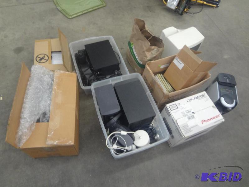 lot 123 image: Lot Of Misc Electronics PC Monitor, Stereo &...