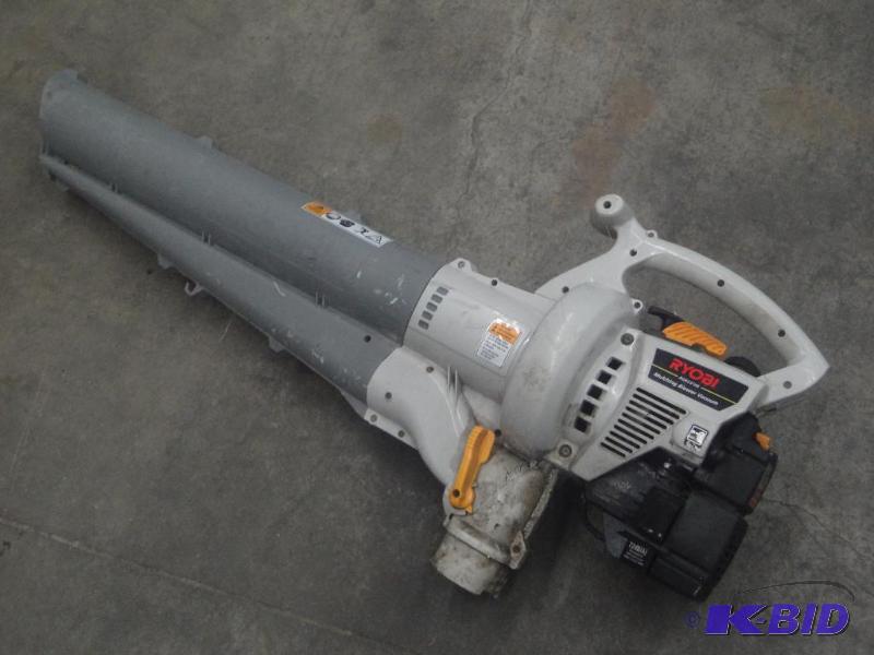 lot 14 image: Ryobi RCBV3100 BlowerVac (No Collection Bag)...