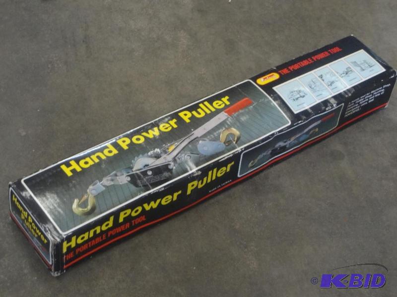 lot 29 image: 2-Ton Cable Puller...