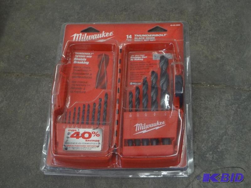 lot 32 image: Milwaukee 14-Piece Thunderbolt Drill Bit Set...