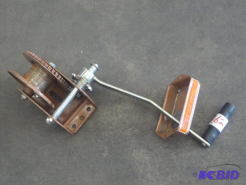 lot 62 image: Boat Trailer Winch...