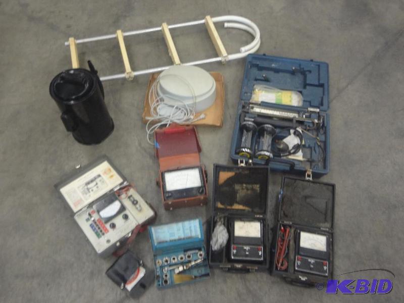 lot 73 image: Pallet Lot Misc Meters & Testing Set, Wa...