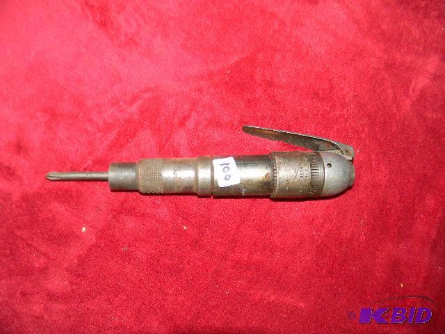 lot 100 image: Thor power tool air driver...
