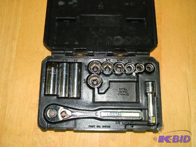 lot 118 image: Craftsman 38" socket set...