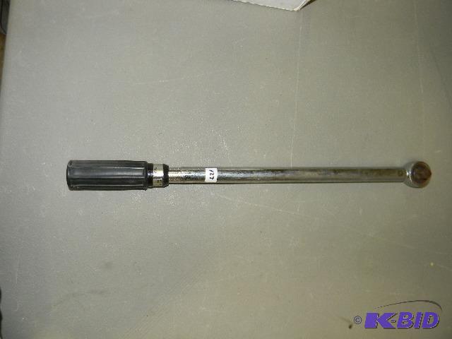 lot 127 image: Torque wrench...