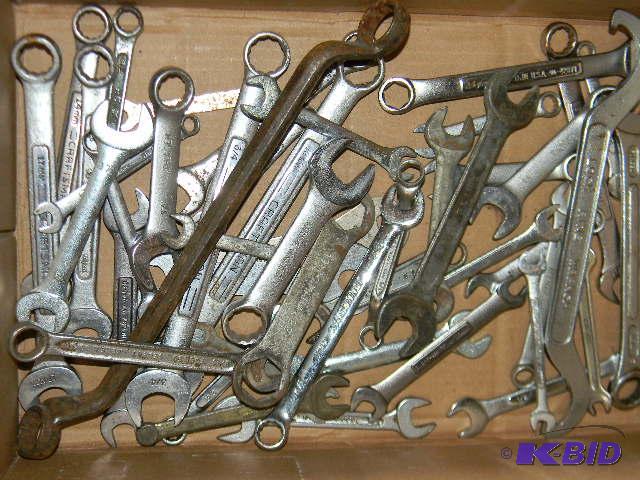 lot 140 image: Lot of misc. wrenches...