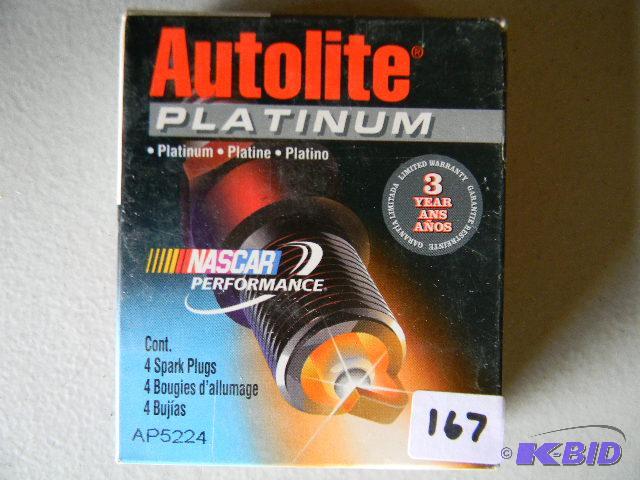 lot 167 image: NEW box of Autolite Platinum spark plugs - AP...