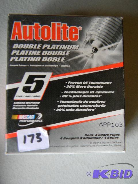 lot 173 image: NEW box of Autolite Double Platinum spark plu...