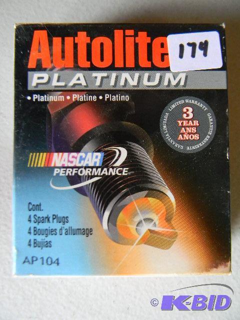 lot 174 image: NEW box of Autolite Platinum spark plugs - AP...