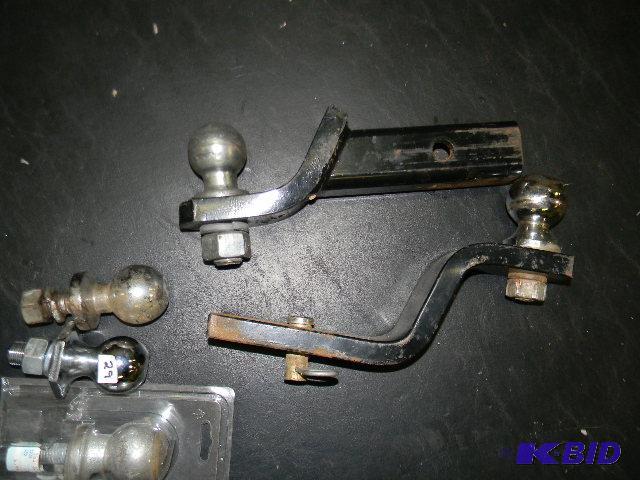 lot 29 image: Lot of 5 - two trailer hitches (one North Sta...
