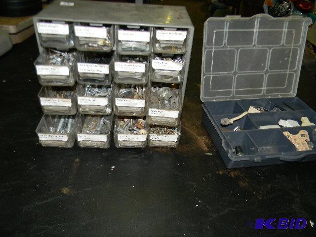 lot 35 image: Lot of misc. hardware in two cases...