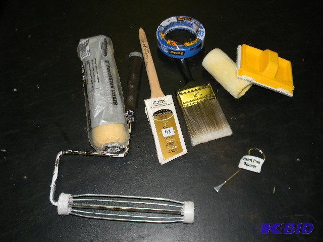 lot 43 image: Lot of painting tools - NEW Scotch Blue paint...