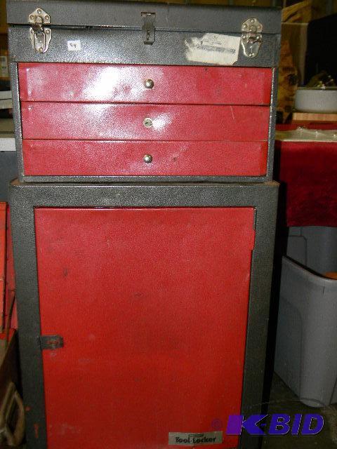 lot 94 image: Tool Shop red and grey standing tool box with...