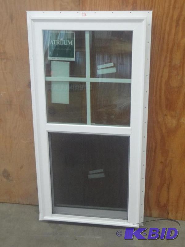 lot 12 image: Unused Atrium 23.5&quotx47.5" White Vin...