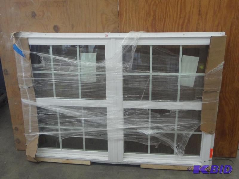 lot 16 image: Unused 43.5&quotx64" White Vinyl With C...
