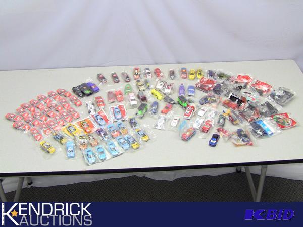 lot 19 image: 75 New in the Package 164 Promo Die Cast Cars