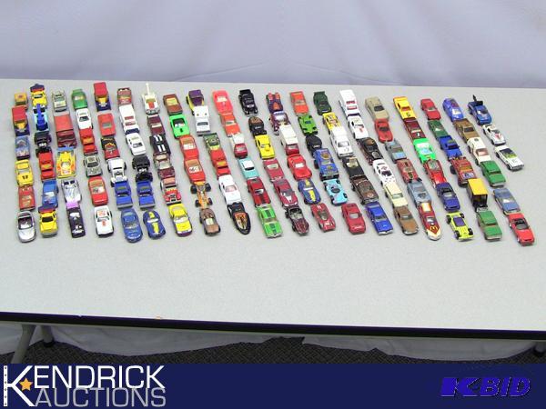 lot 23 image: Lot of 100 Die Cast Cars 164 Scale